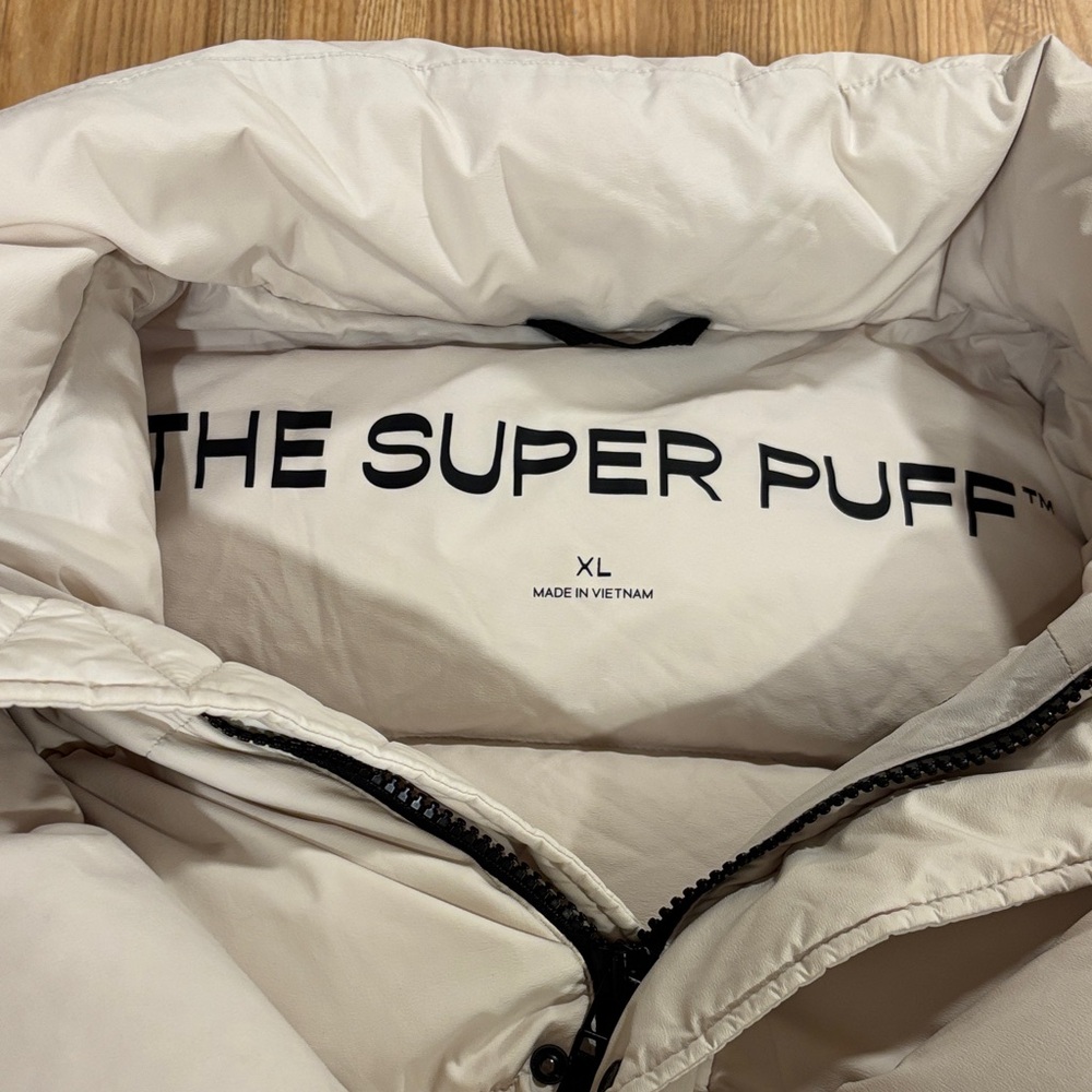 Aritzia The Super Puff Puffer Jacket in Light Cream - Picture 2 of 10